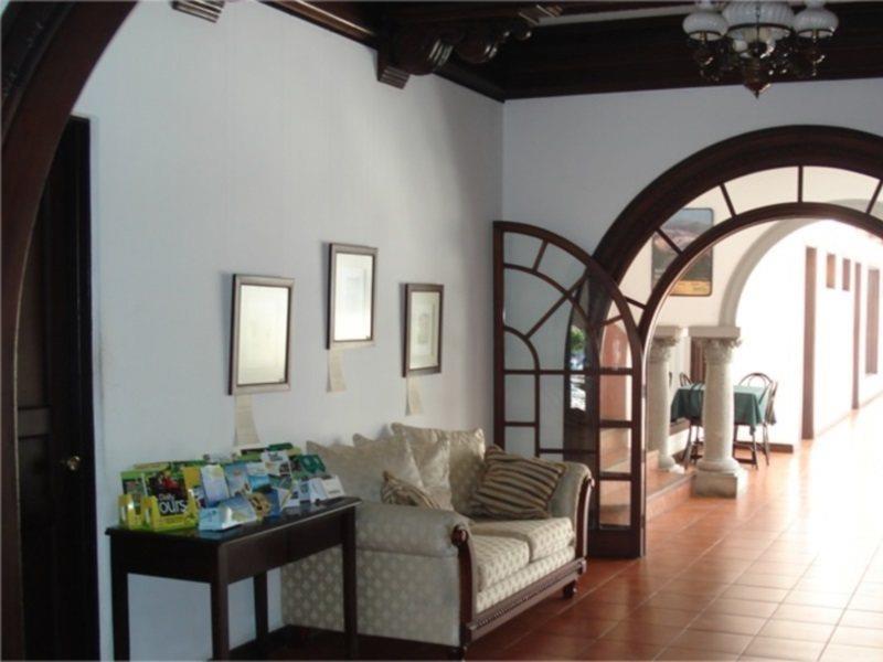 Hotel Colonial San José Buitenkant foto