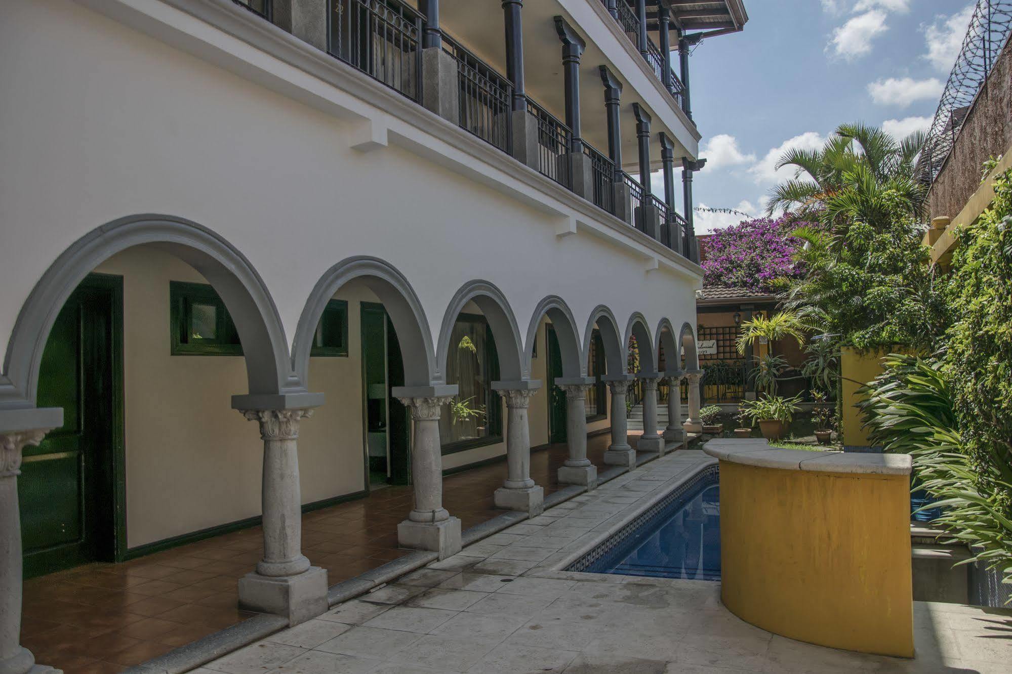 Hotel Colonial San José Buitenkant foto